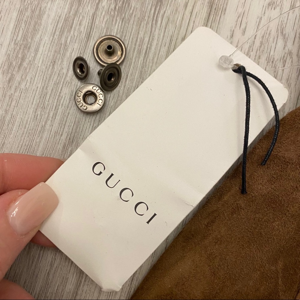 SOLD🪧Gucci Runway Suede Embroidered Skirt - Picture 10 of 14